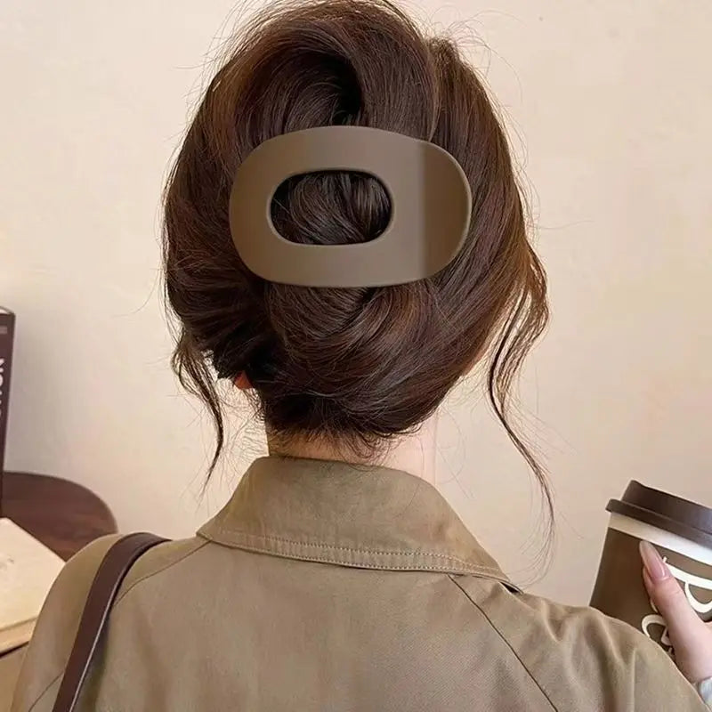 Fashion Duck Beak Clip Hair Clip for Woman Hair Accessories Korean Elegant Autumn Winter Matte Solid Color Large Shark Hairpin