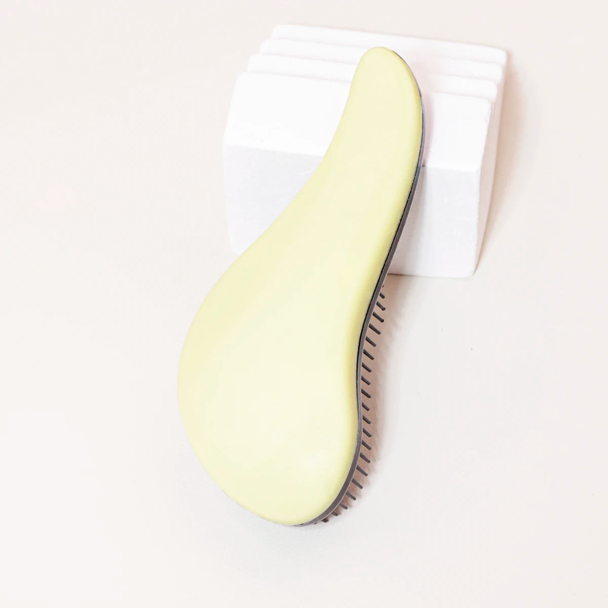 Antistatic massage brush winding shower massage brush wet hair curly brush salon hairdressing tool Special for real hair wigs
