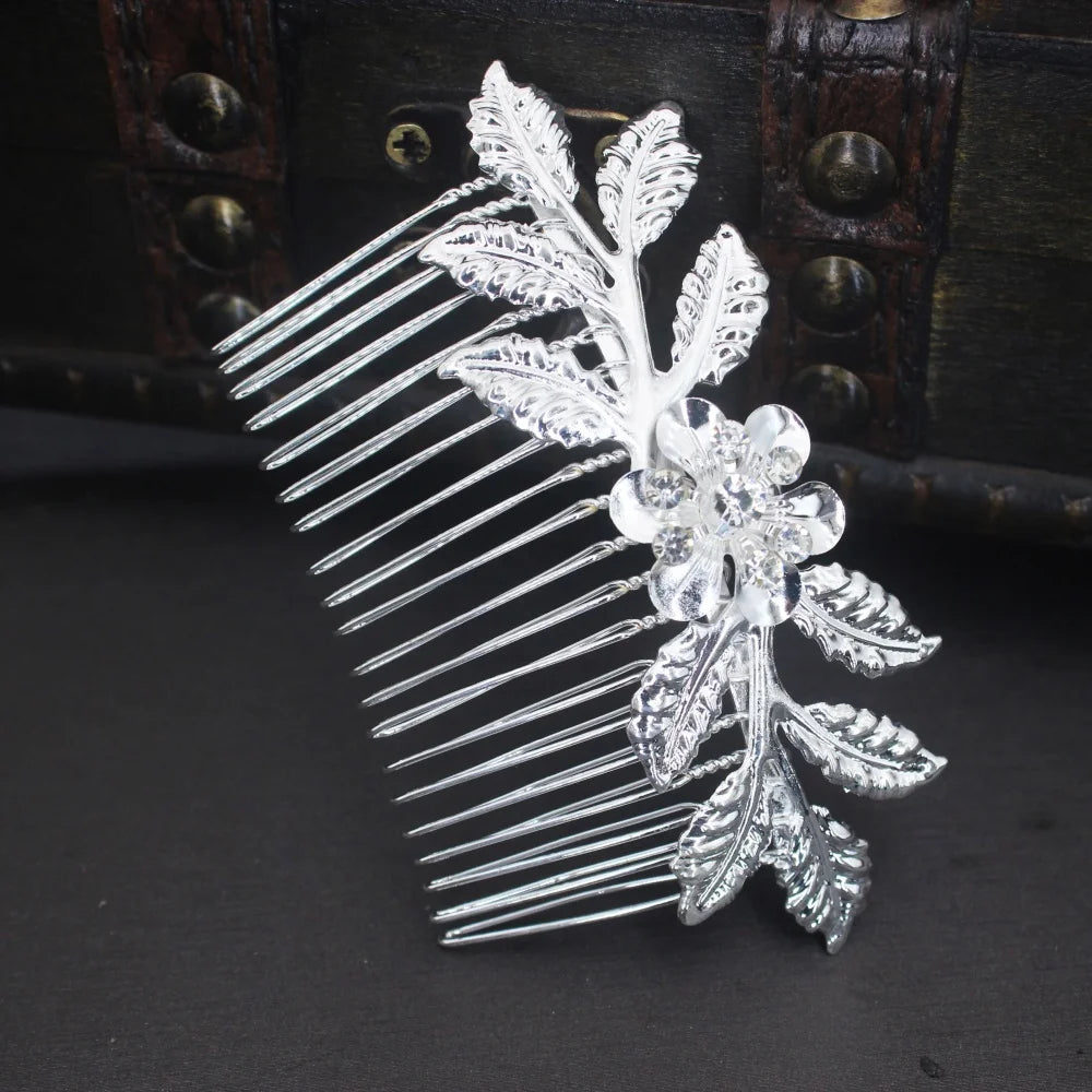 Metal Butterfly Hair Comb For Women Vintage Bridal Hair Clips Pins Bride Hairstyle Fashion Wedding Hair Accessories