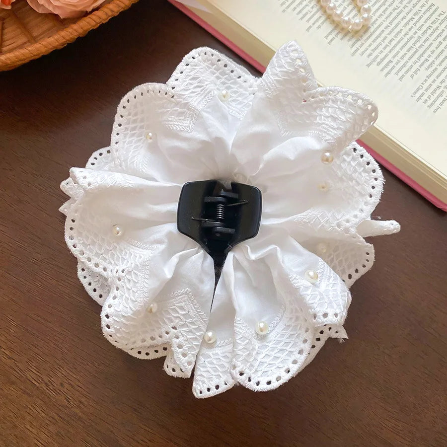 Fresh Acrylic Fabric Flowers Hair Claw Clip for Women Elegant Bow Lace Imitation Pearls Hair Scratch Sweet Hair Accessories B1