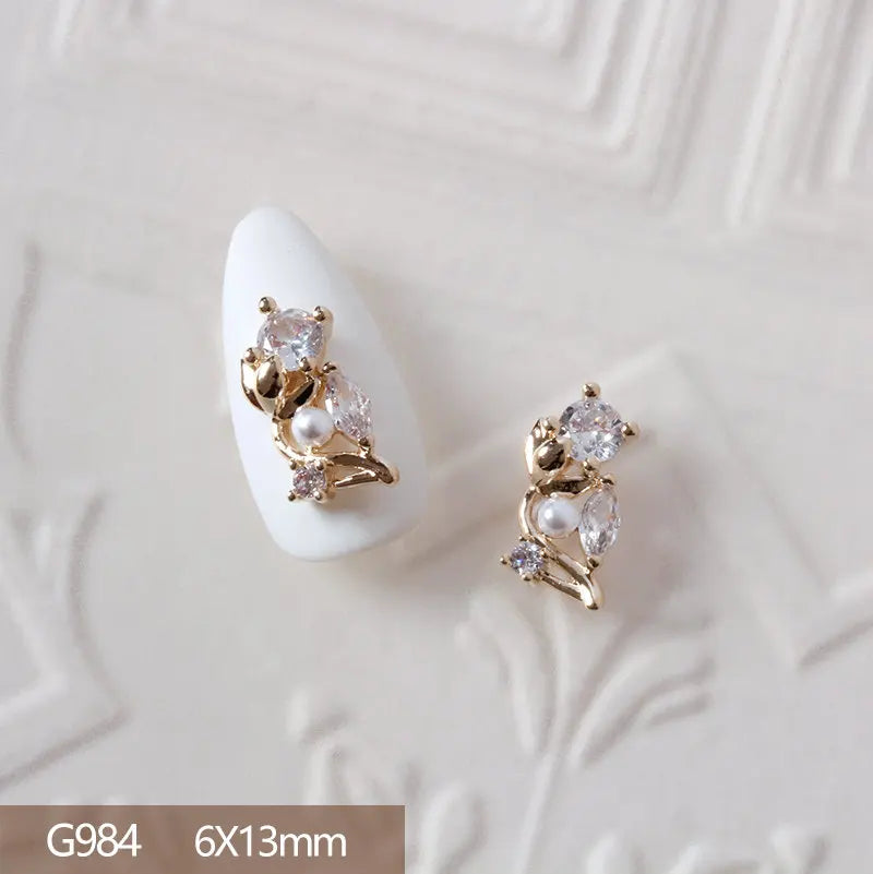 10pcs 3D Alloy Christmas Tree Bells Nail Art Zircon Pearl Metal Manicure Nails Accessories DIY Nail Decorations Supplies Charms