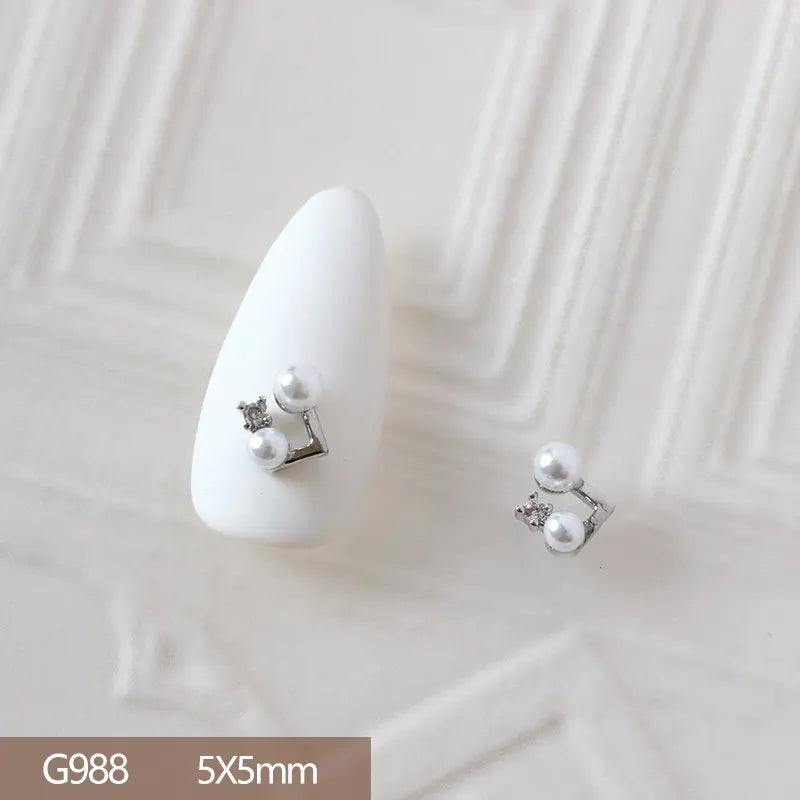10pcs 3D Alloy Christmas Tree Bells Nail Art Zircon Pearl Metal Manicure Nails Accessories DIY Nail Decorations Supplies Charms