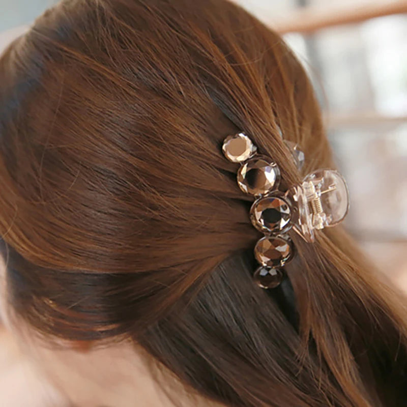 Elegant Pearl Hair Accessories and Trendy Crystal Hair Ornaments with Non-Slip Clips and Imitation Diamond Crab Hair Clips for P