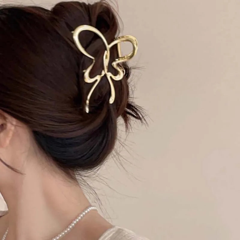 Fashion Silver Color Hollow Butterfly Hair Claw for Women Simple Metal onytail Shark Clip Hair Crabs Headwear Hair Accessories