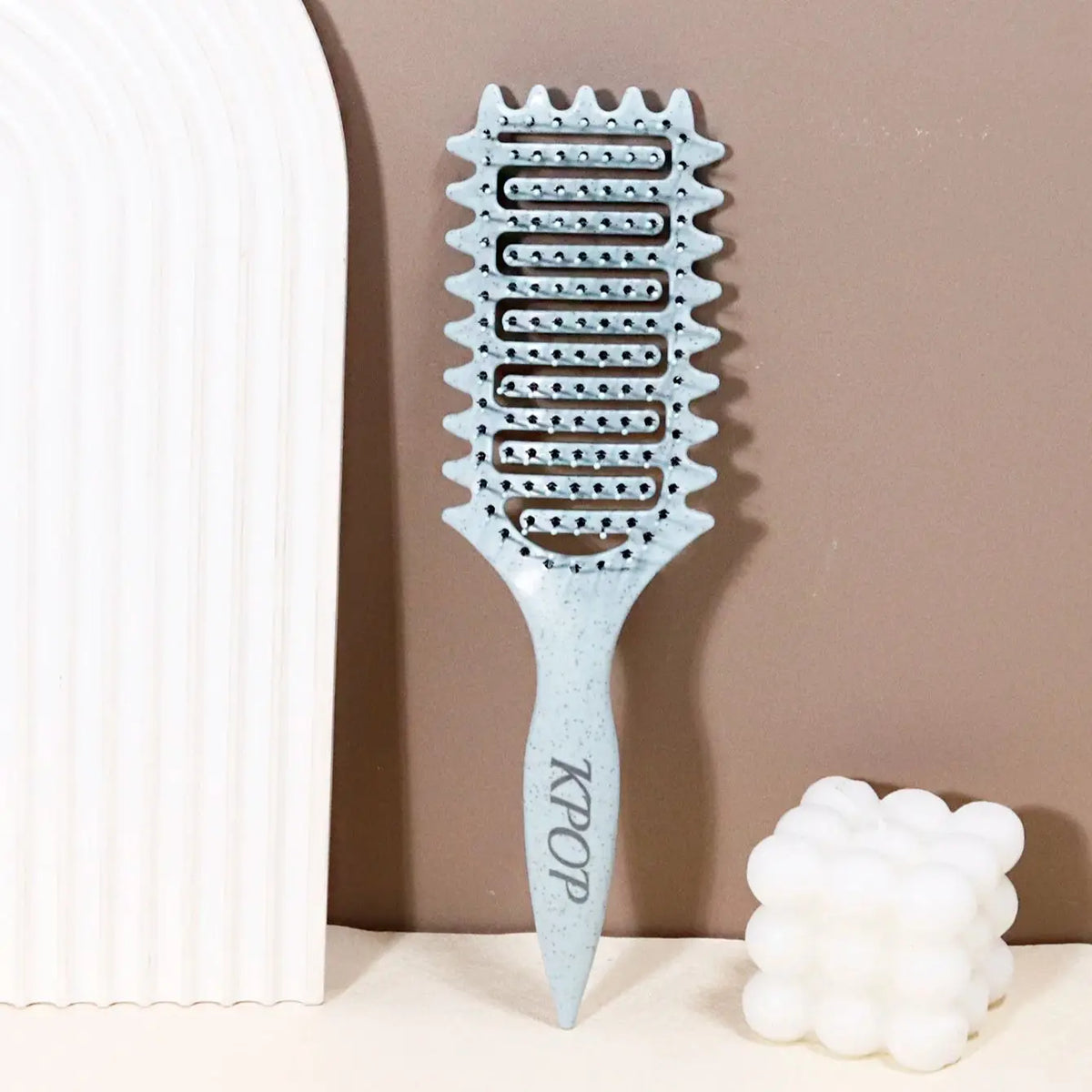 KPOP Curling Brush - Nylon bristles and ABS handle for creating curly hair styling Special for real hair wigs