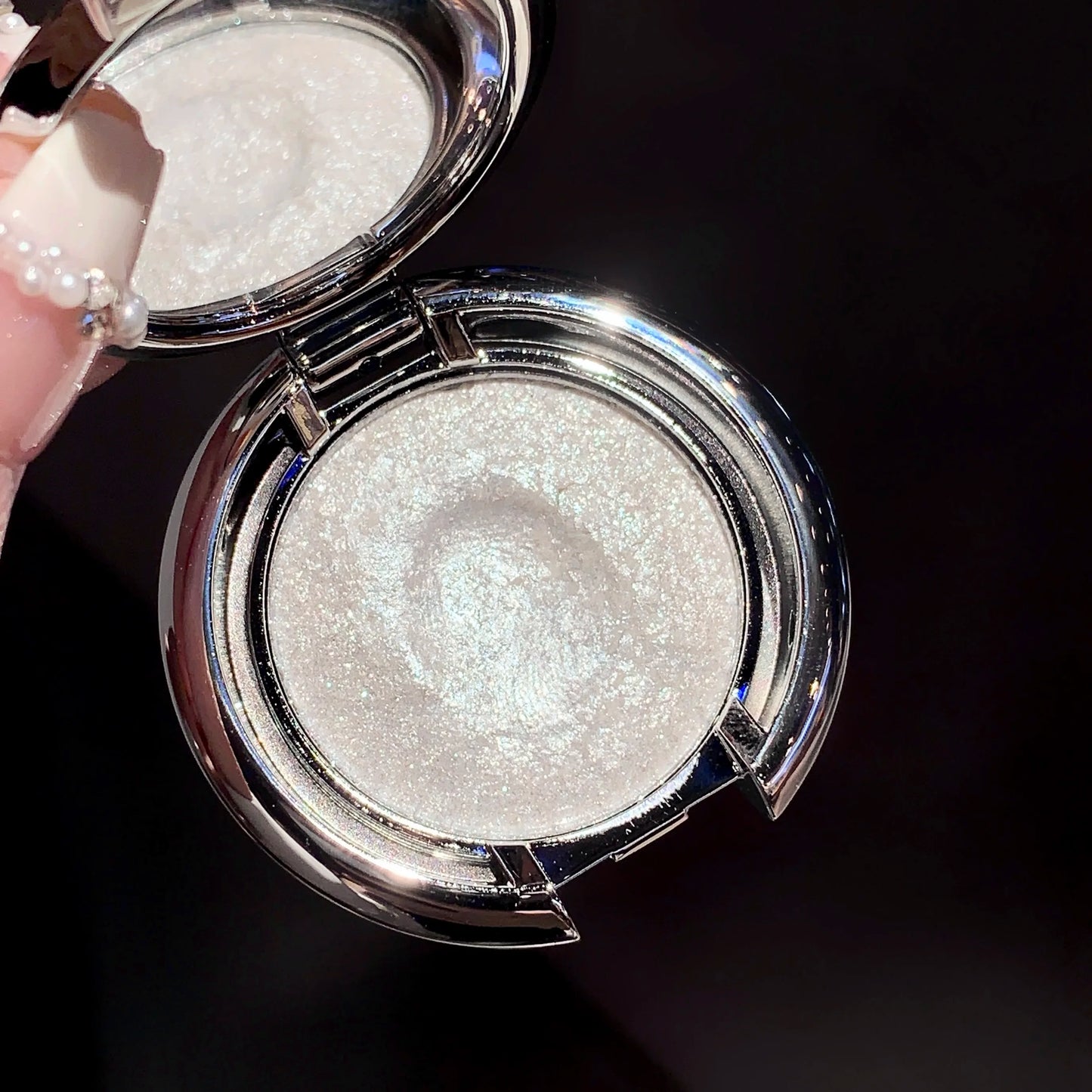 SHAQINUO Highlighter Cream, Radiant Shimmer Powder, Smooth with Potato Mash Texture, Long-lasting, Non-Flaking for Highlighting