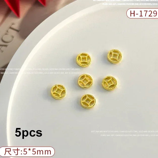 Flat Pearl Wreath Star Bowknot Butterfly Rhinestones Christmas Koi Metal Alloy Jewelry Nail Art Decorations Manicure Accessories