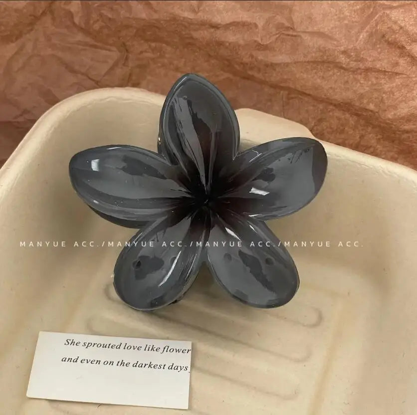 New Fashion Sparkling Flower Claw Clip for Women Transparent Sweet Ponytail Shark Clip Versatile Girl Hair Accessories