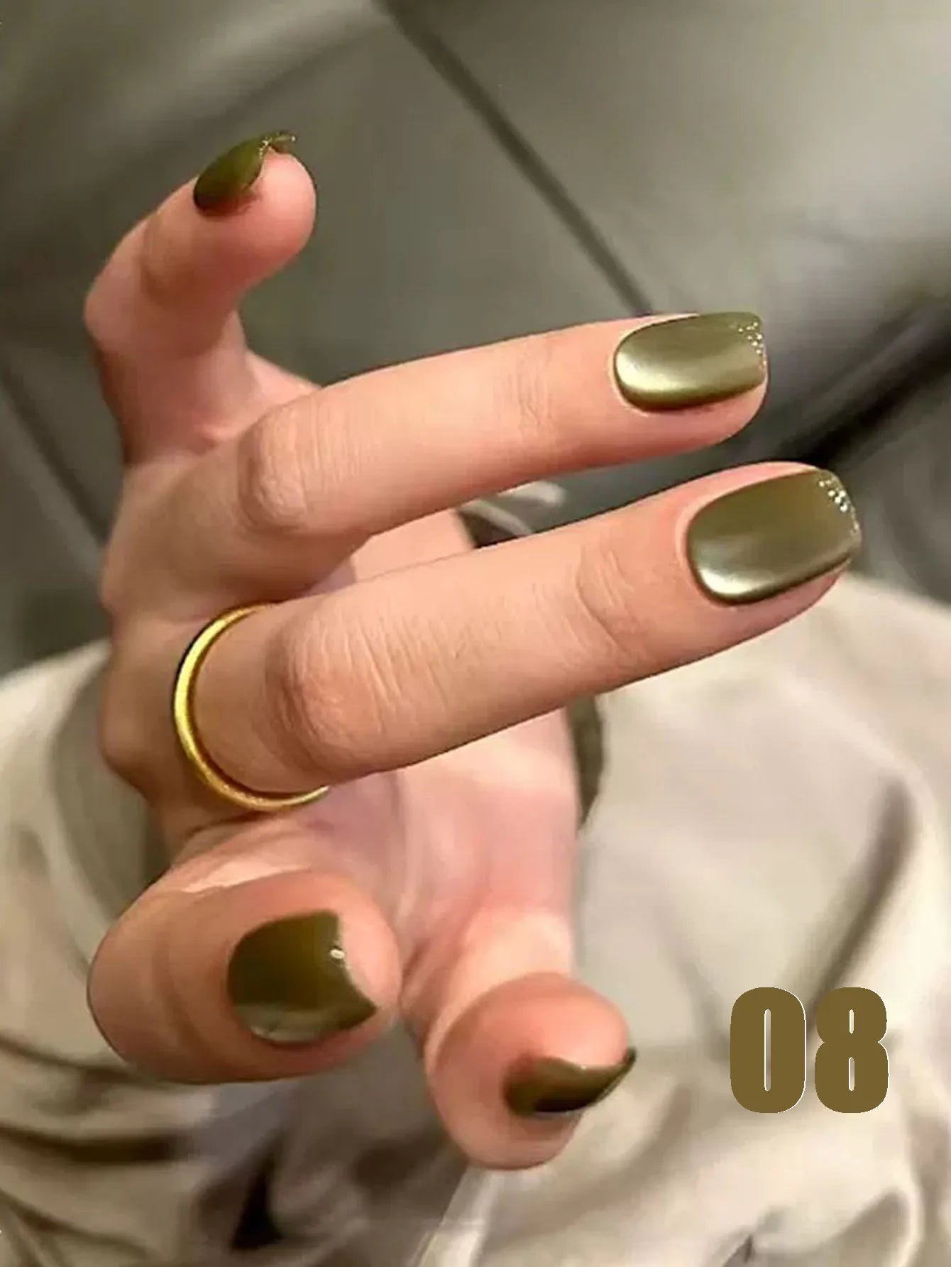 Mianel 12ml 1-21pcs Green Cat Magnetic Gel Nail Polish Spider Lily Varnish Soak Of UV Light Nails Nail Salon Christmas Nails