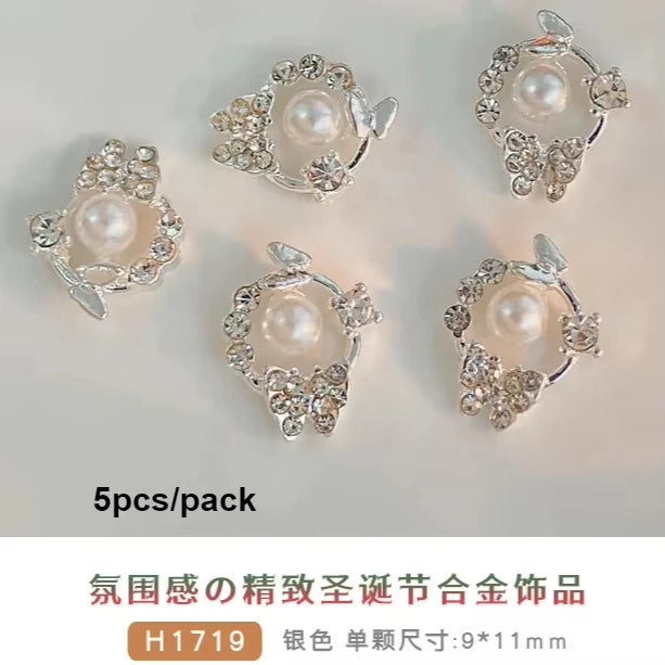 Flat Pearl Wreath Star Bowknot Butterfly Rhinestones Christmas Koi Metal Alloy Jewelry Nail Art Decorations Manicure Accessories