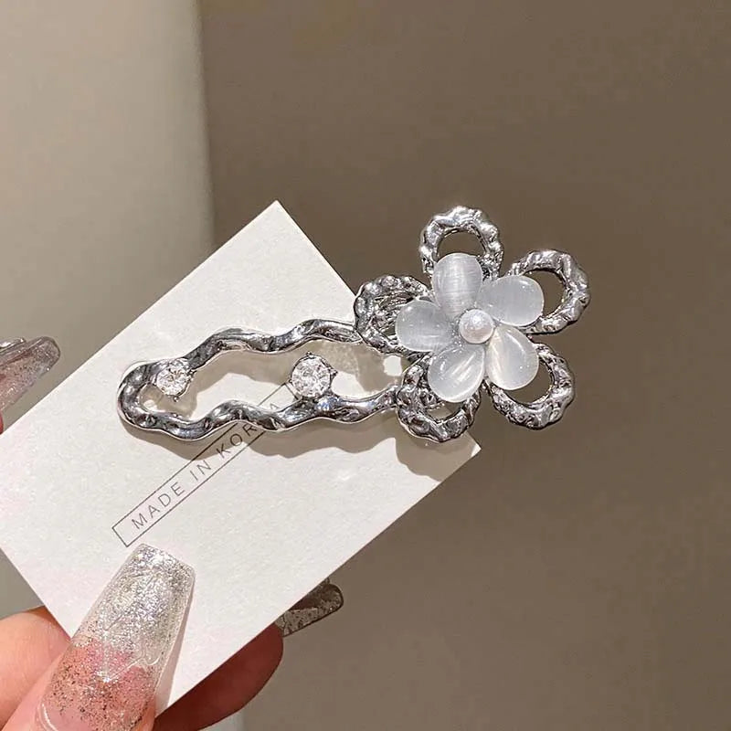Y2K Irregular Liquid Metal Hairpin Butterfly Zircon Hair Clips Girl Fashion Silver Bang Clip For Women Hair Accessories
