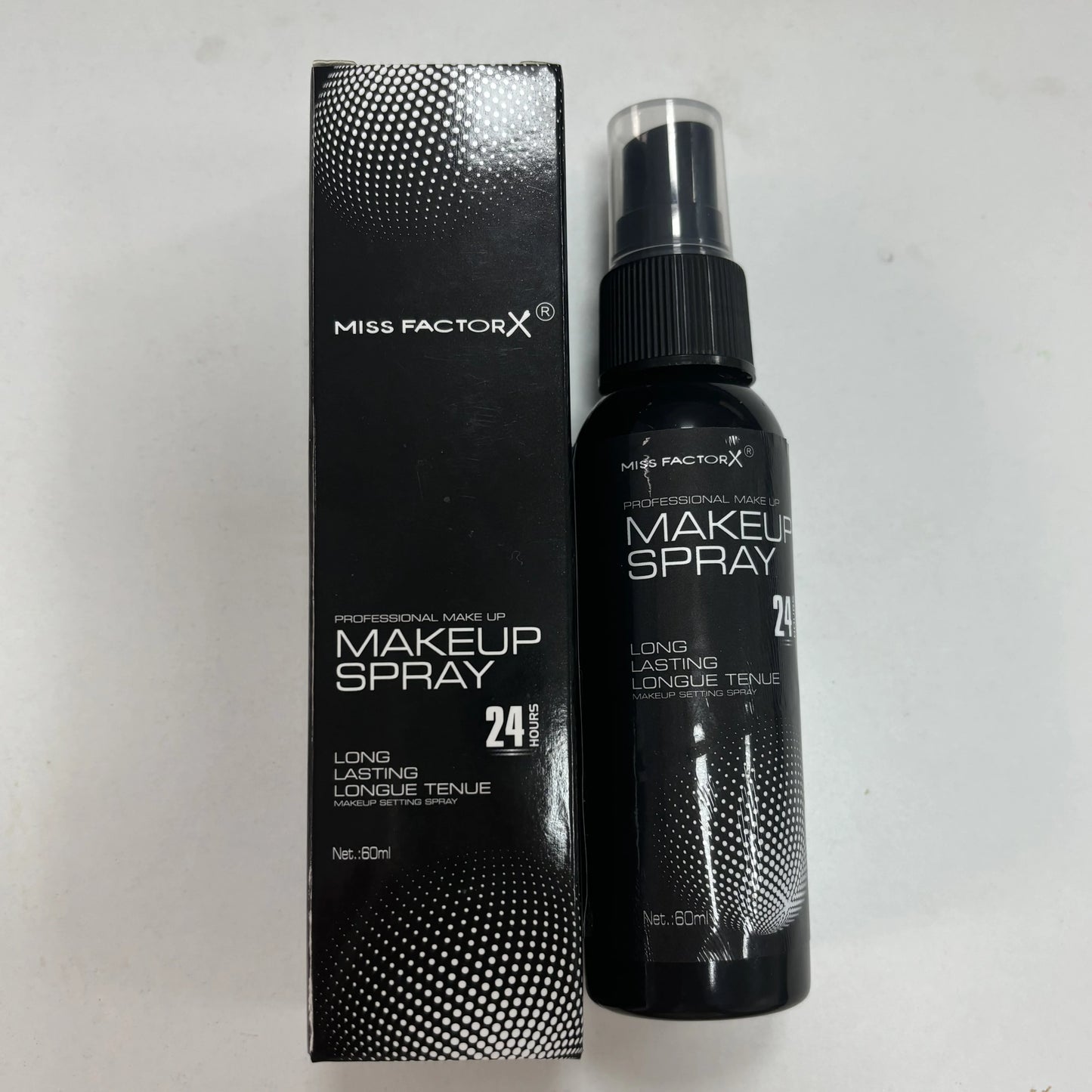 Black Polka Dot Setting Spray 60ml for face, long-lasting, anti-smudge-proof and 16 hours of makeup off wear natural finish