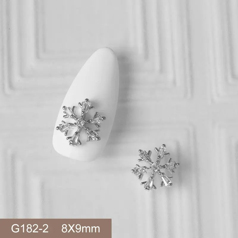 10pcs 3D Alloy Christmas Tree Bells Nail Art Zircon Pearl Metal Manicure Nails Accessories DIY Nail Decorations Supplies Charms