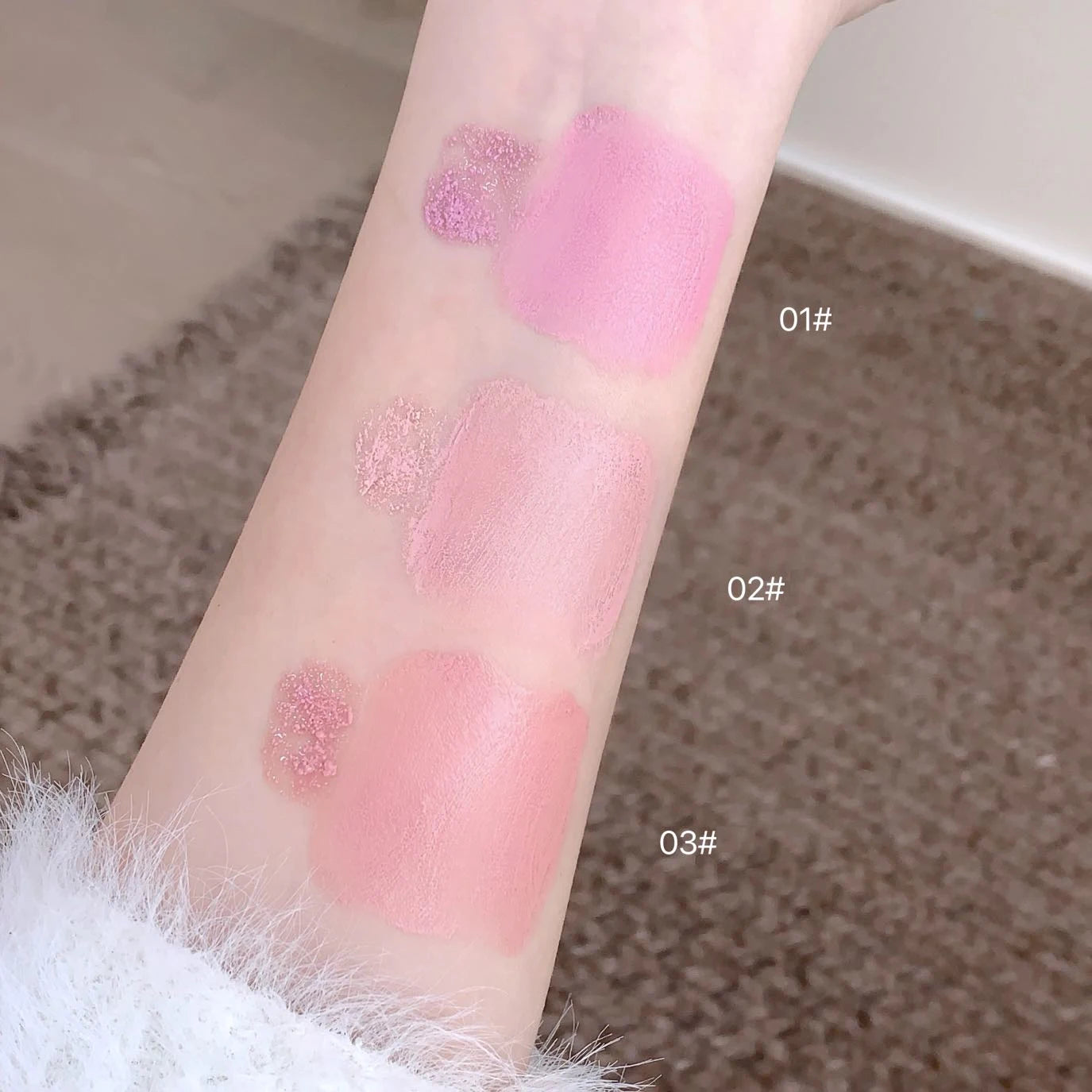 Bubble Blusher Liquid Hydrating Berry Pink Cheek Enhances Color Powder Rendering Moisturizing Longlasting Beauty Rouge Makeup