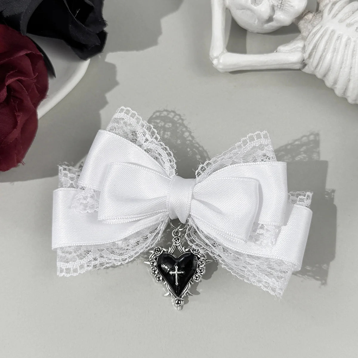 Gothic Lolita Style Hair Clip Black Ribbon Bow Fashionable Hair Clips for girls High-grade headdress