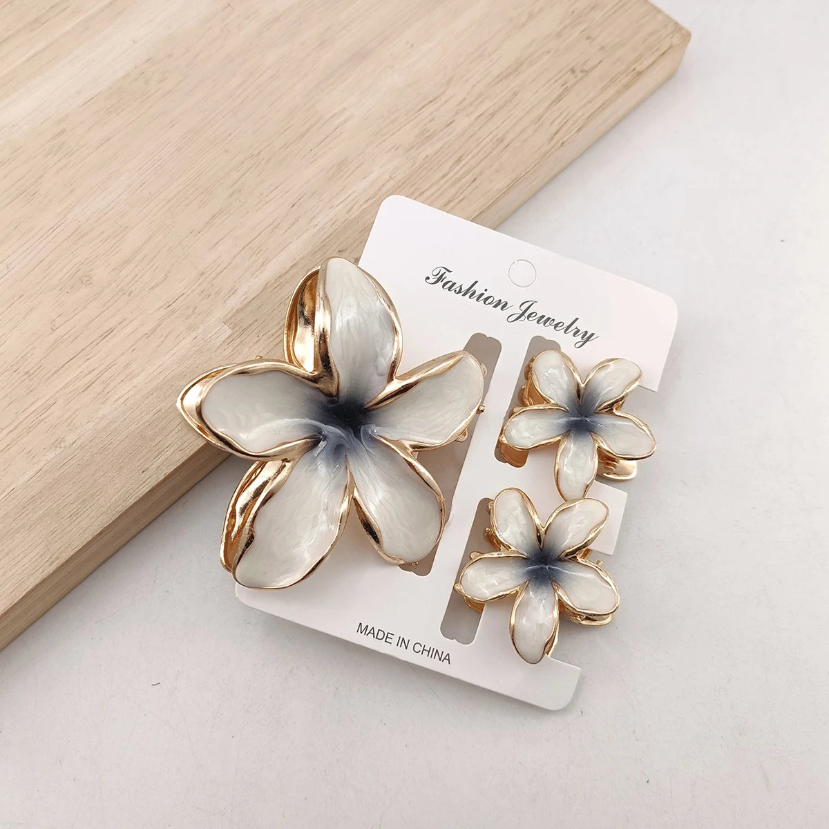 3/6 Pcs Alloy Flower Hair Claw Clips for Women Beach Holiday Hair Claw Stylish Shopping Headwear Female Hair Accessory