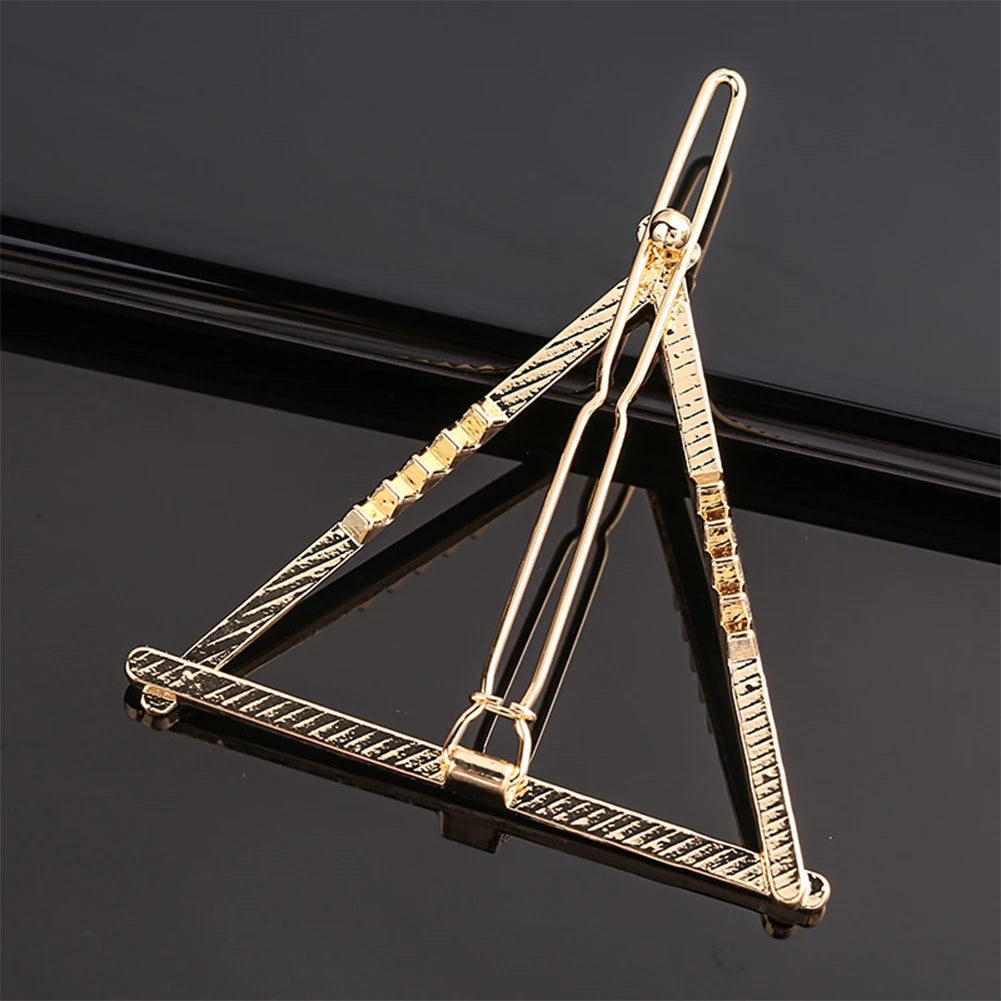 Triangle Moon Hairpin Fashion Women Metal Frog Clip Word Clip Elegant Star Round Barrette Alloy for Ladies Hair Accessories