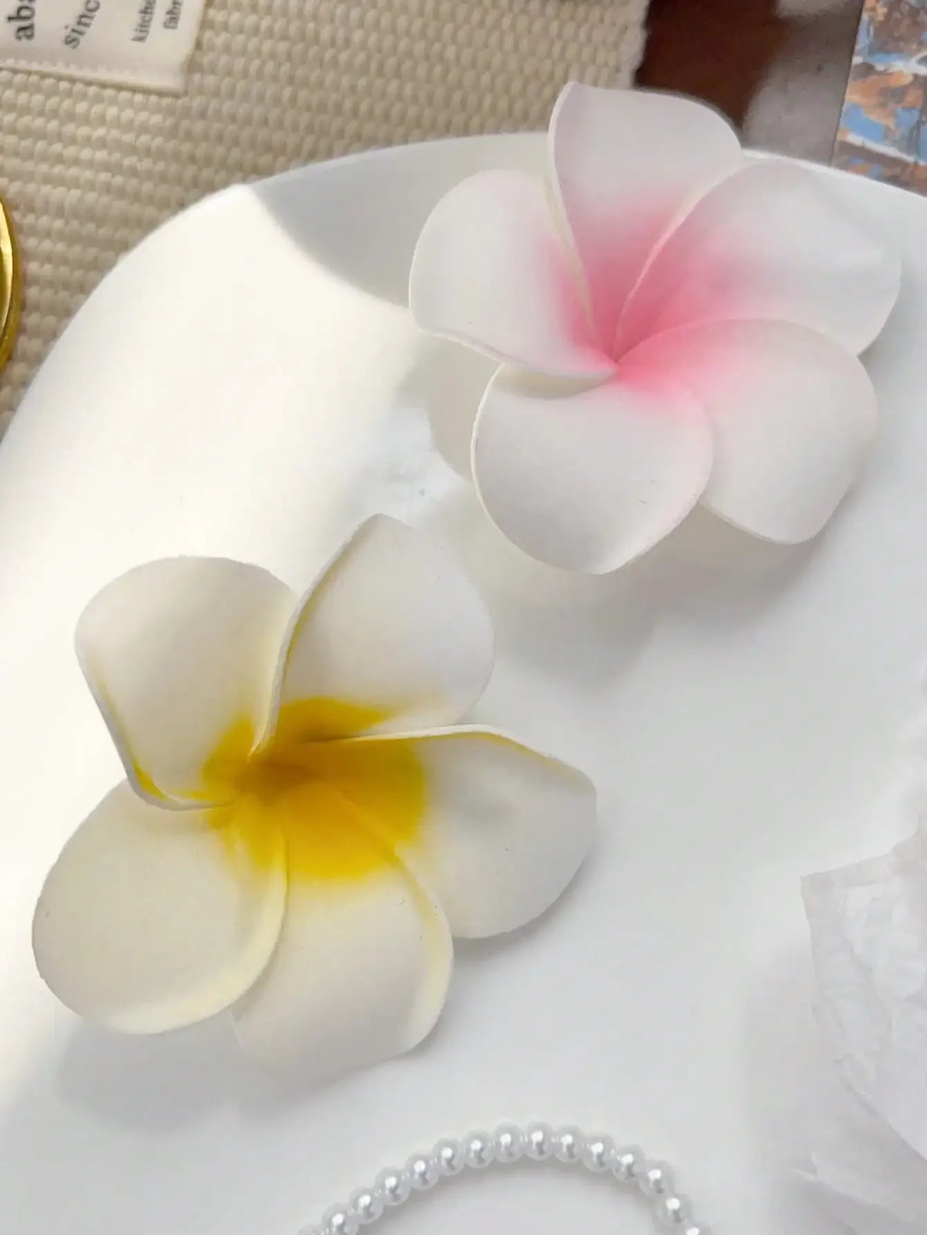 2pcs Boho Style Oversized Faux Flower Hair Clip Set, Elegant Beach Side-Bang Decor Headpieces Claw Clips Hair Claws Hair Barrettes, School Stuff, Pink Hair Clips, Vacation Outfits Woman, Girly, Hair Accessories, Valentines Ac
