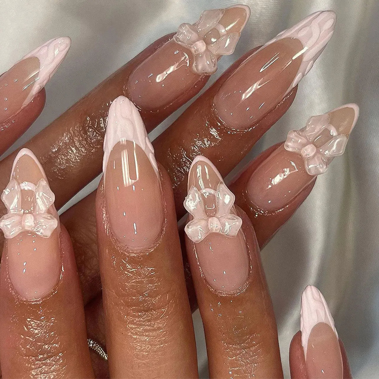 24pcs Sweet False Nail Patches Detachable Fake Nail Tips With Bowknots Love Heart Pearl Design Pink Almond Korean Press On Nail