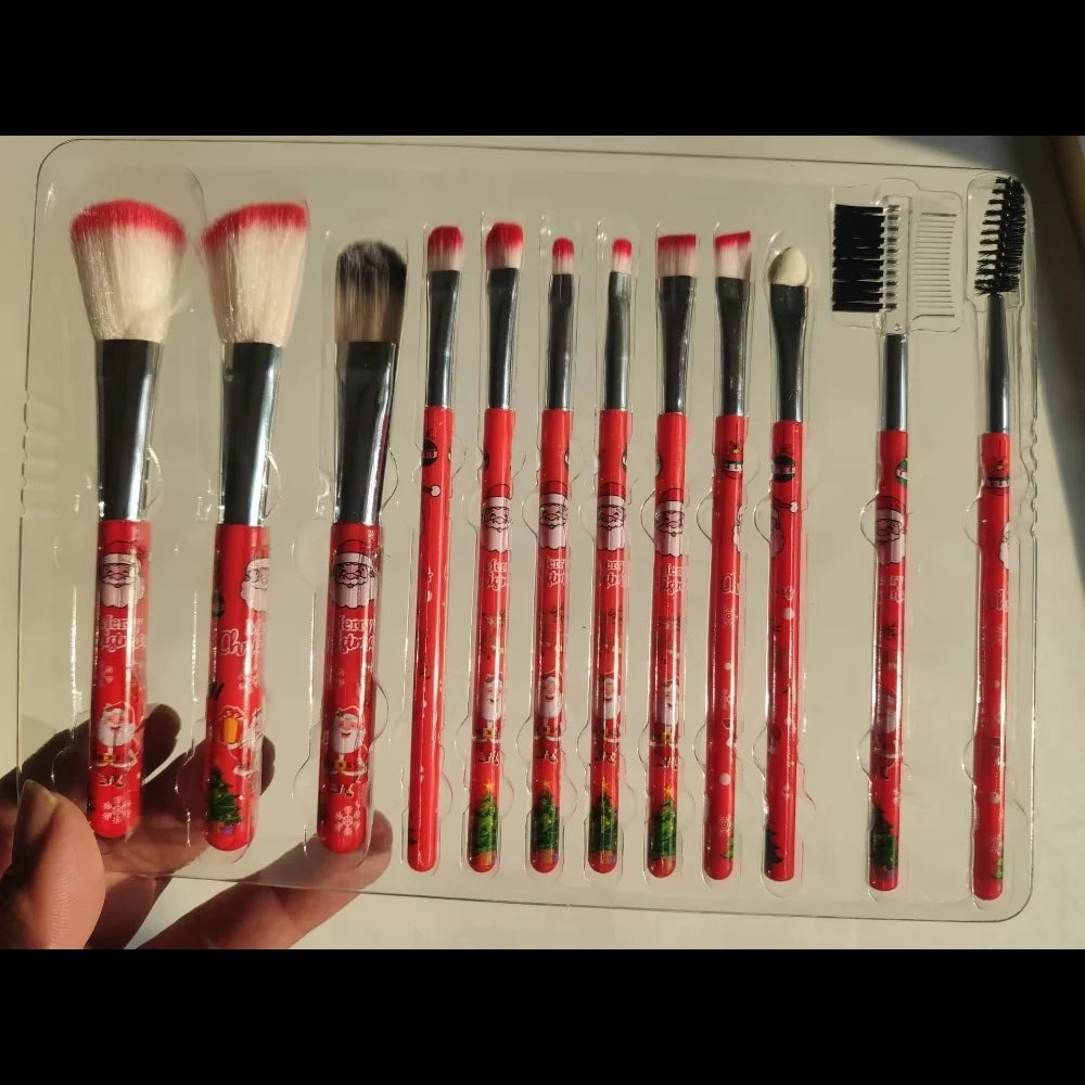 12PCS Christmas Makeup Brush Gift Set | Cute Santa & Kitty Cartoon Brushes for Women | Beginner-Friendly Holiday Beauty Kit