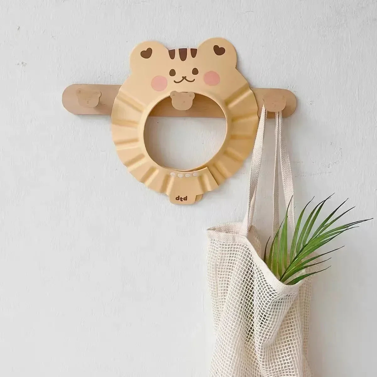 Cute Bear Adjustable Shower Cap Baby Eyes-Protected Ears-Protected Infant Bathing Protection Hat Soft Baby Hair Washing Hat