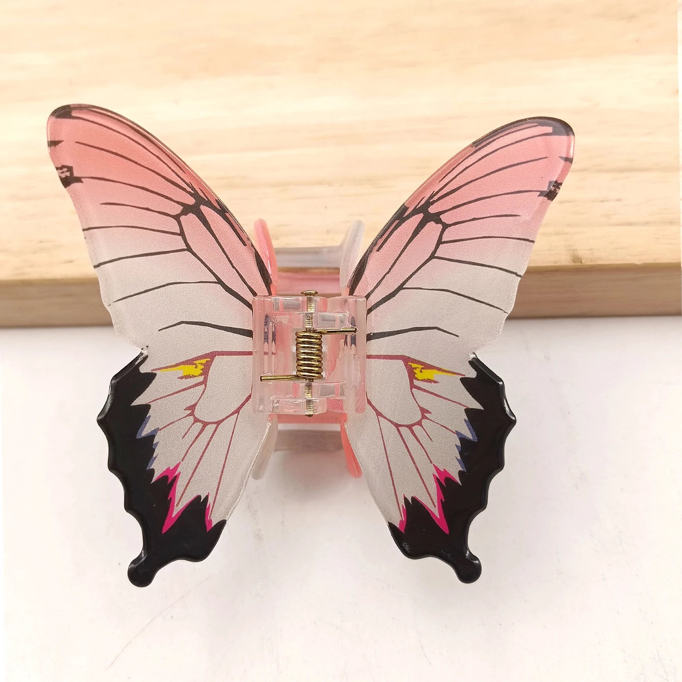Simulation Butterfly Hair Claw Acrylic Claw Clip Temperament Grab Hair Clips for Girls Ins Trendy Hair Accessories Gift