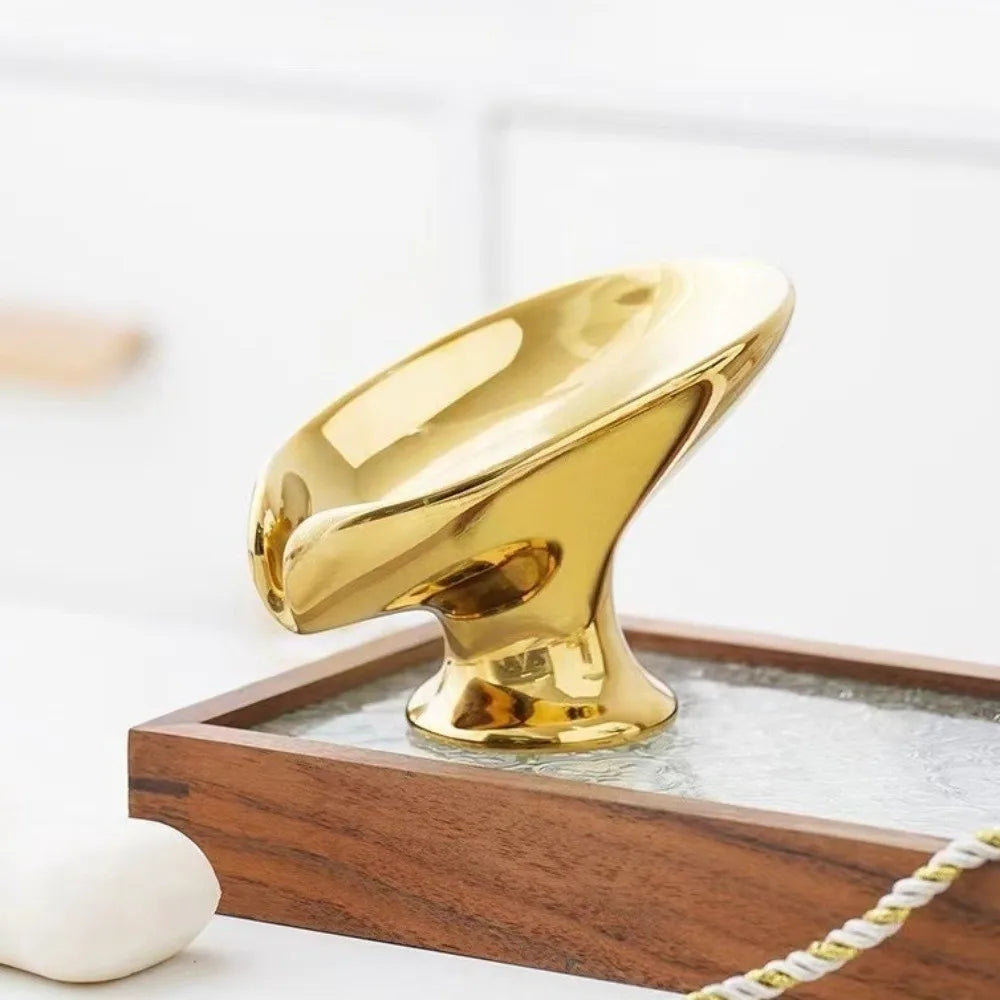 Ceramic Self Draining Soap Holder Leaf Shape Gold Silver Soap Dish with Drain Holes Bathroom Storage Holder Counter Tray
