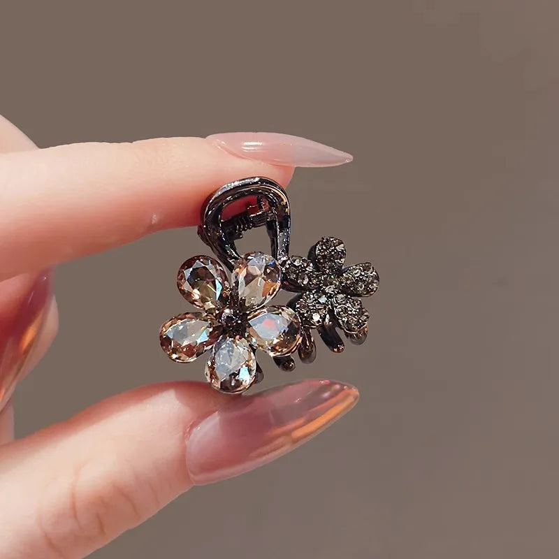 Crystal Flowers Shark Clip Small Premium Hair Clip Claw Clamp Disc Hair Clip Headwear Girls Women Hair Accessories