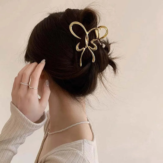 Fashion Silver Color Hollow Butterfly Hair Claw for Women Simple Metal onytail Shark Clip Hair Crabs Headwear Hair Accessories