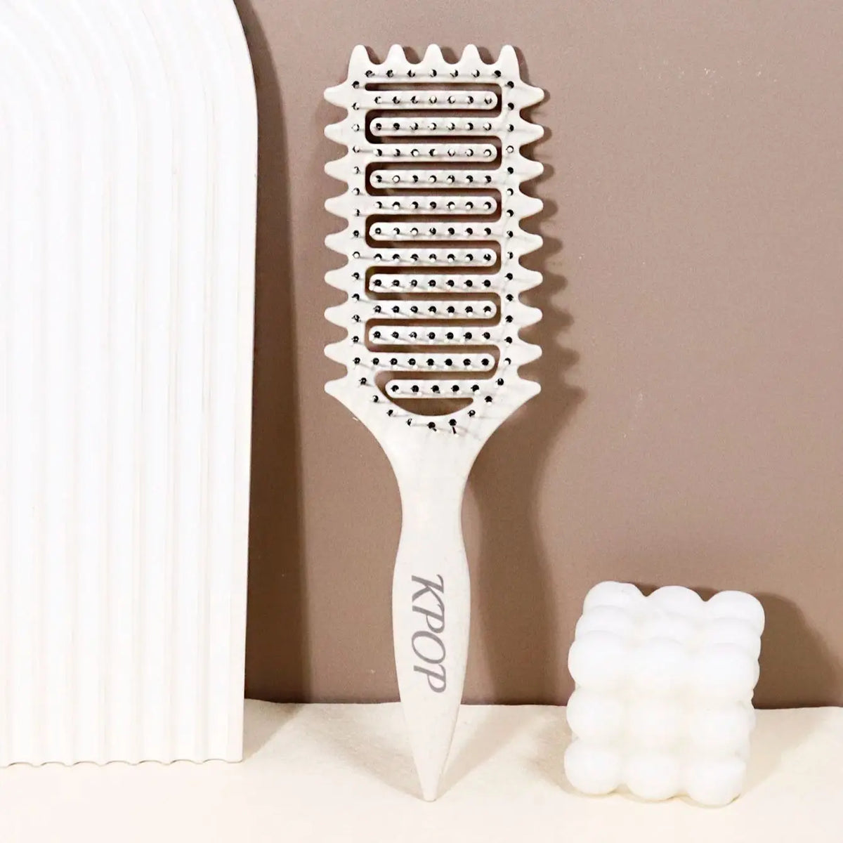 KPOP Curling Brush - Nylon bristles and ABS handle for creating curly hair styling Special for real hair wigs