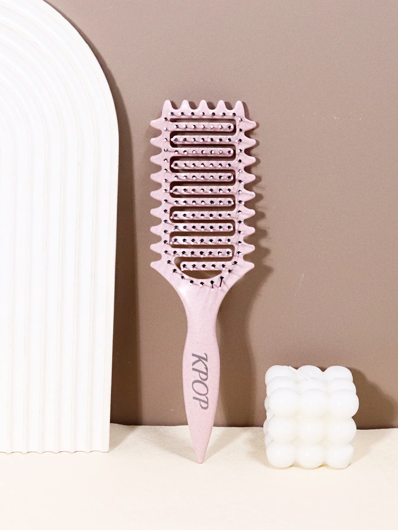 KPOP Curling Brush - Nylon bristles and ABS handle for creating curly hair styling Special for real hair wigs