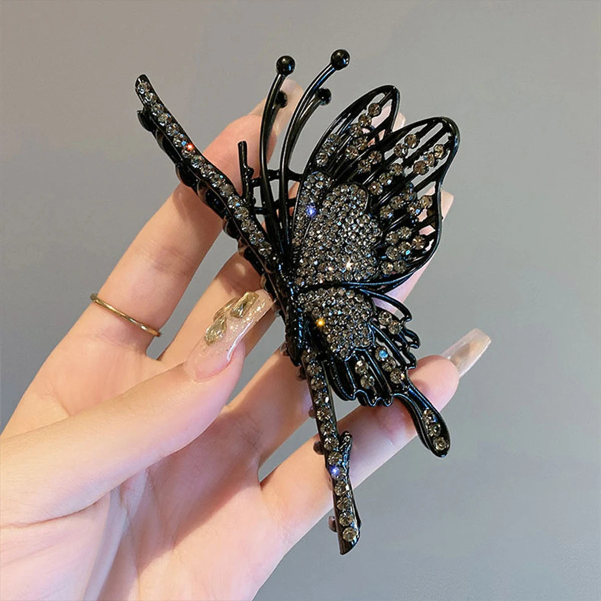 1/2pcsMetallic black butterfly grip rhinestone hairpin, shark clip headpiece, temperament hair accessory