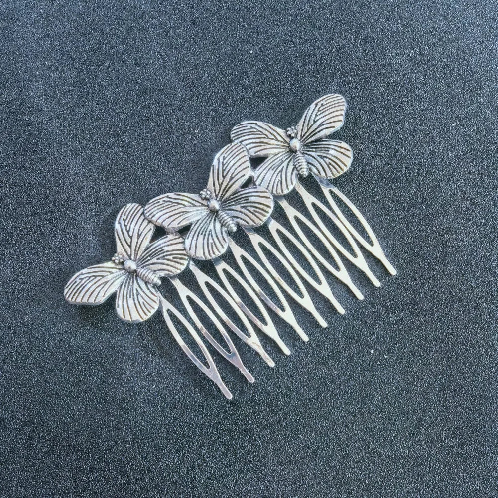 Metal Butterfly Hair Comb For Women Vintage Bridal Hair Clips Pins Bride Hairstyle Fashion Wedding Hair Accessories