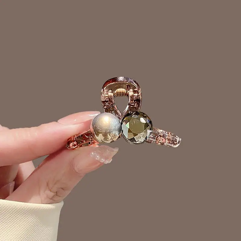 2/4pcs Mini Round Rhinestone Hair Claw Retro Zircon Women Girls Claw Clip Small Hairpins Hair Crabs Girls Hair Accessories ﻿