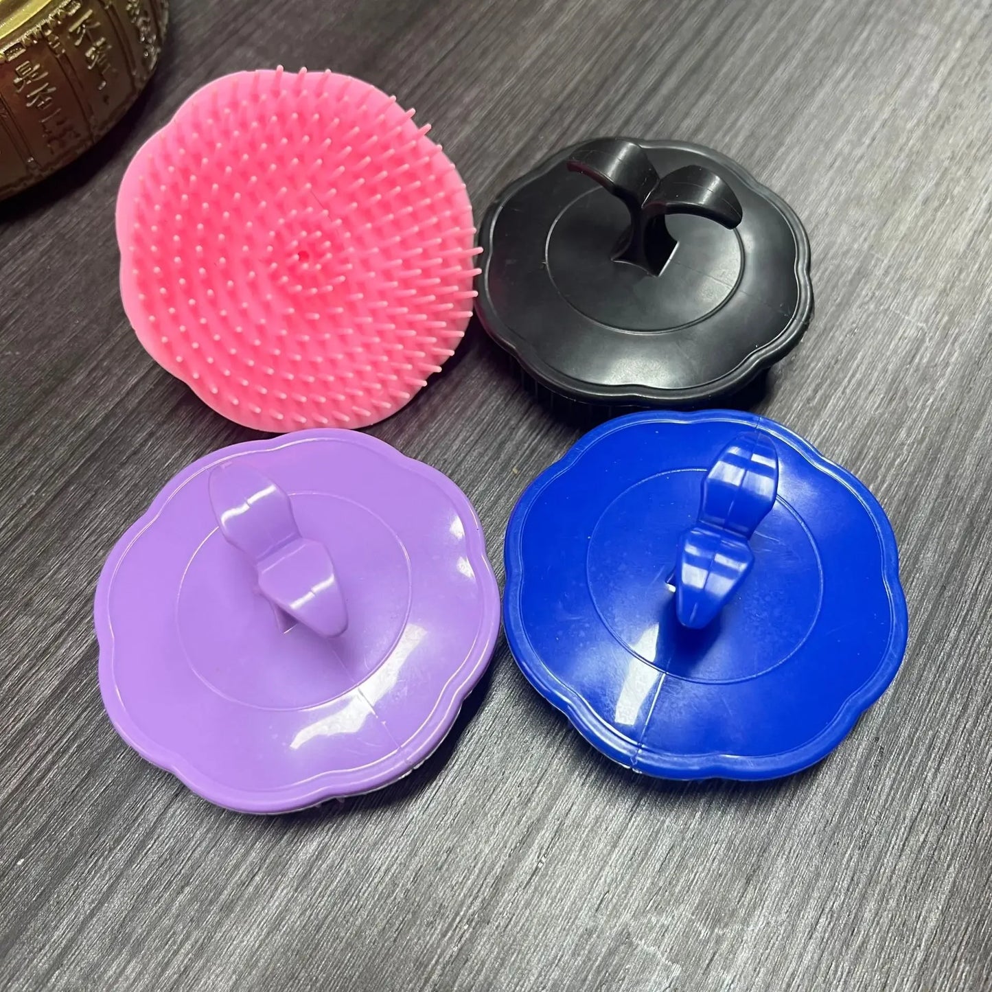 1pcs Black Hair Comb Scalp Massagers Round Comb Women Men Shower Brush Hair Scalp Shower Wash Clean Hair Tool Brush