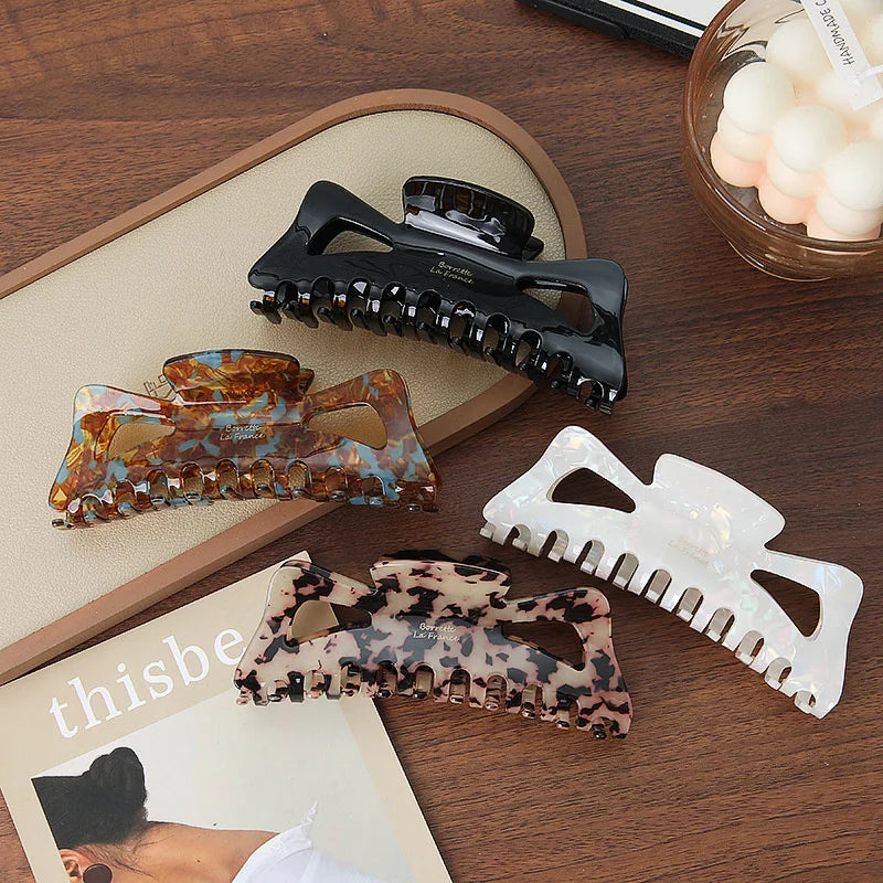 French Sweet Fashion Oversized Butterfly Hollow Acetate Grab Shark hair Clip Is Suitable For Girls Hair Accessories