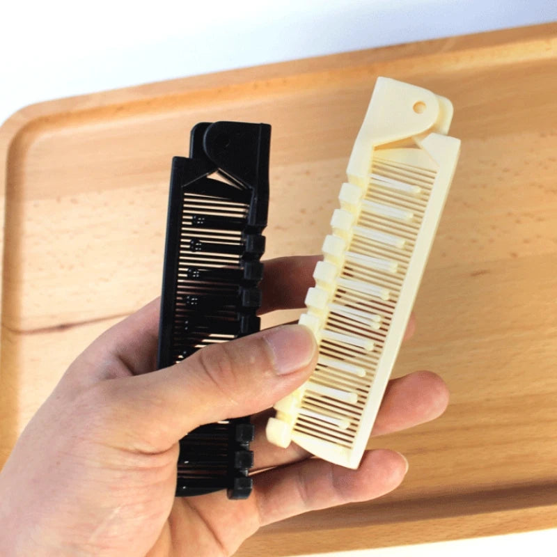 Barber Hair Portable Mini Folding Combs Foldable Pocket Combs Oil Head Plastic Beard Combs Hair Brush Styling Tool For Travel