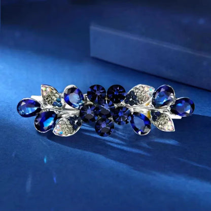 2025New Small Korean version elegant temperament rhinestone half zip mom style hair clip