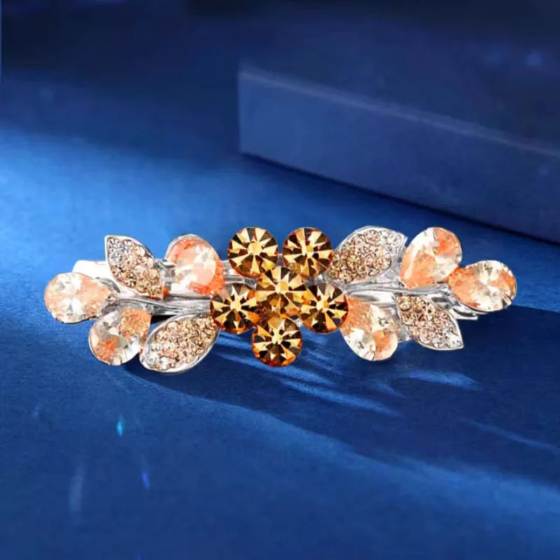 2025New Small Korean version elegant temperament rhinestone half zip mom style hair clip